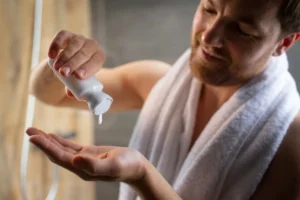 Read more about the article 5 Best Face Wash for Men Under ₹300 in India (2025)